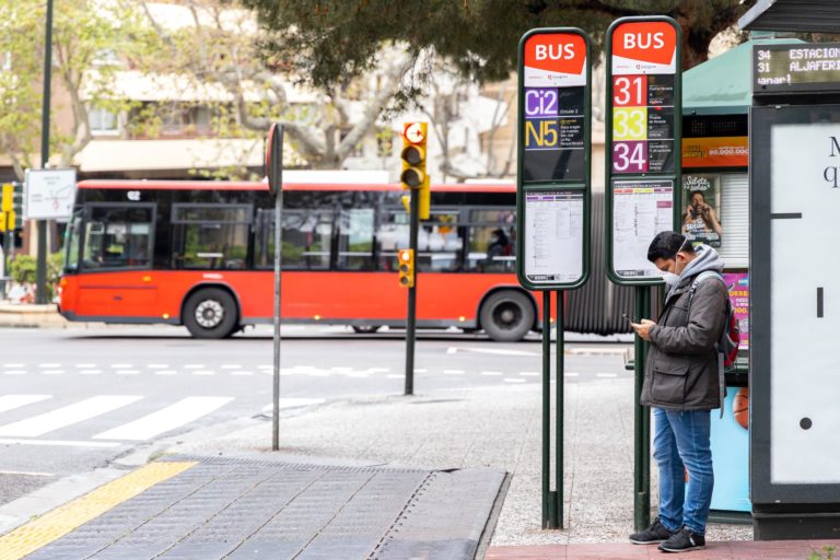 Avanza y la plantilla del bus urbano de Zaragoza de nuevo sin acuerdo