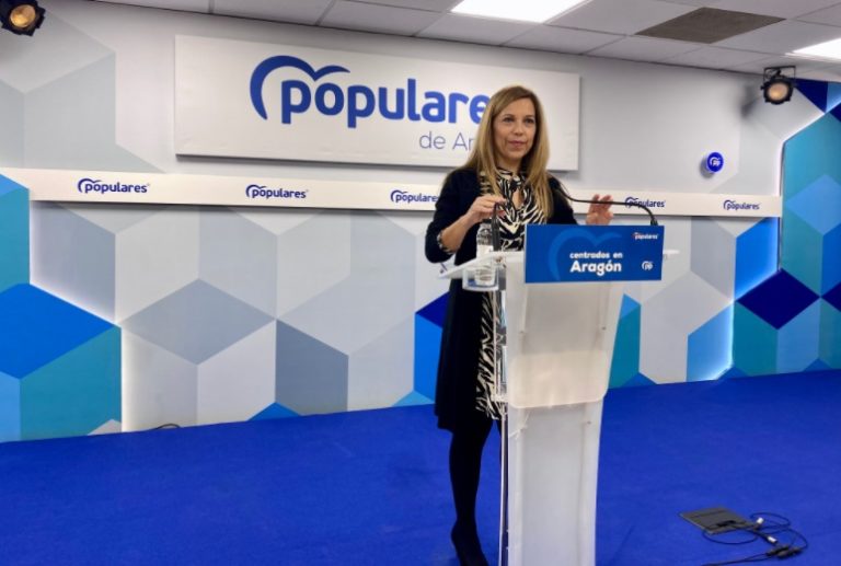El PP exige a Lambán que revierta el recorte de quince de las ambulancias que prestan servicio en el medio rural de Aragón