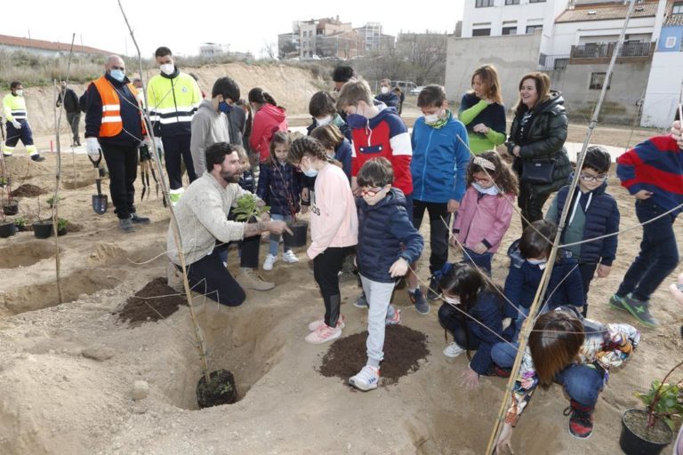 El Bosque de los Zaragozanos tendrá un espacio plantado siguiendo la metodología Miyawaki