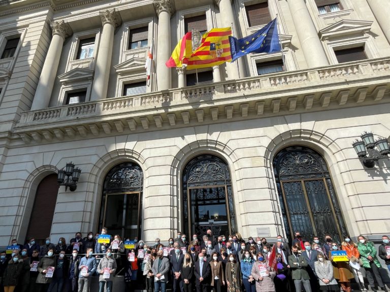 La Diputación de Zaragoza muestra su apoyo al pueblo ucraniano