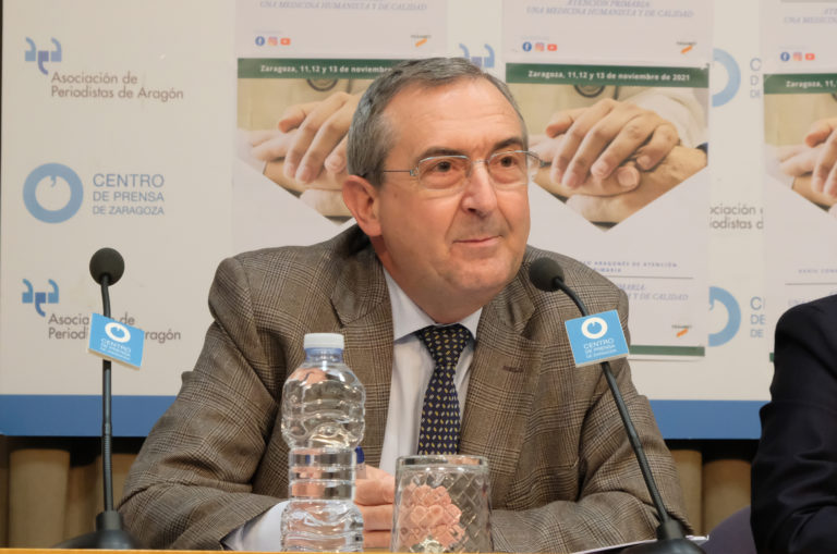 Los sindicatos sanitarios piden plazas con menos carga asistencias y reconvertirlas en el territorio, donde Sí se necesitan