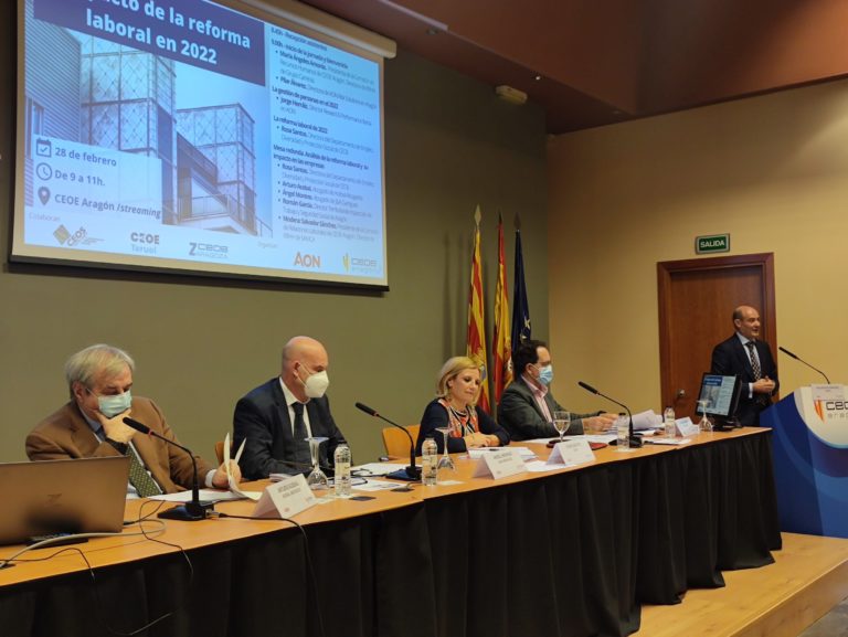 352 personas participan en la jornada sobre la reforma laboral y su impacto en 2022 organizada por CEOE Aragón y AON