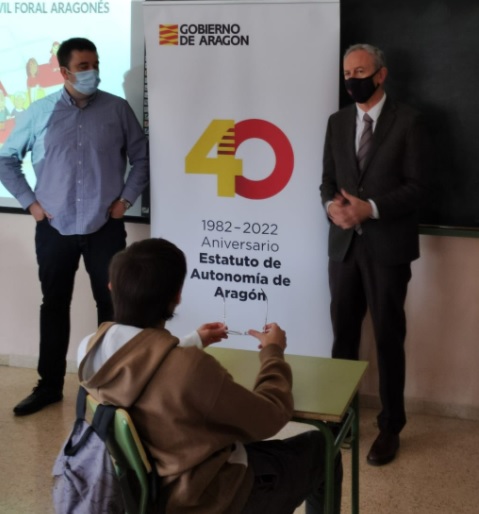 El Gobierno de Aragón realizará más de 300 actividades para dar a conocer el Estatuto de Autonomía de Aragón en los colegios El Gobierno de Aragón realizará más de 300 actividades para dar a conocer el Estatuto de Autonomía de Aragón en los colegios