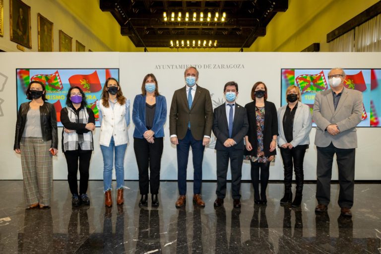 Los Ayuntamientos de Zaragoza y Huesca se comprometen a colaborar para promocionar la oferta turística de ambas ciudades.