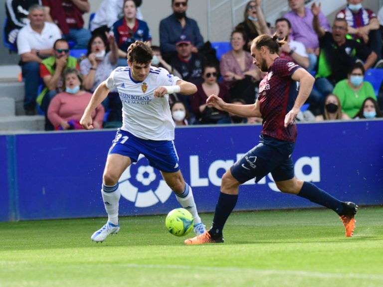 Empate en el Alcoraz que aleja al Real Zaragoza del ‘playoff’ (1-1)