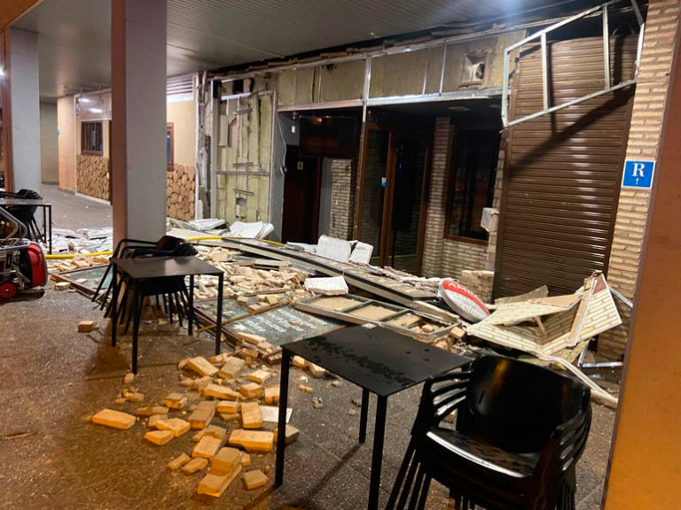 Explosión en un restaurante en Rosales del Canal