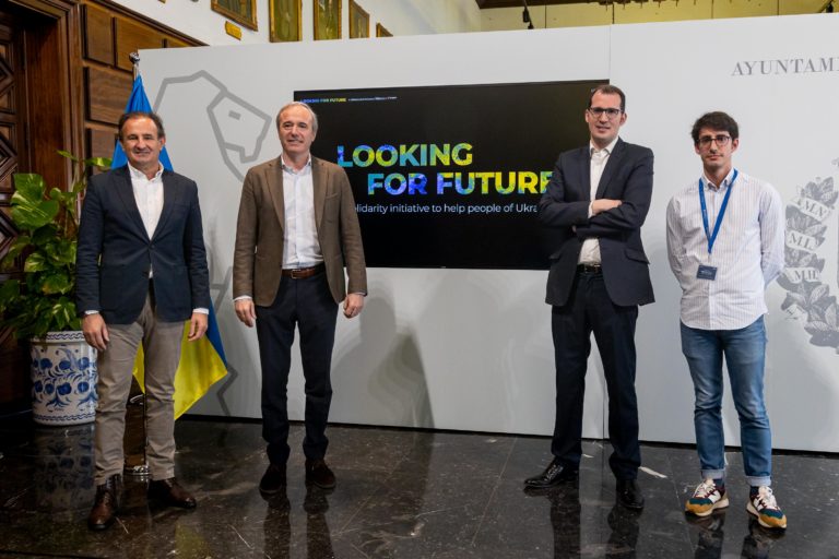 El Ayuntamiento y la empresa Hiberus unen sus fuerzas para ofrecer empleo y un proyecto de vida estable a refugiados ucranianos