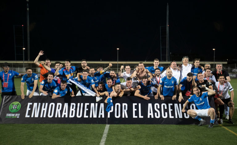 El Utebo asciende a Segunda RFEF ante el Almería B tras la prórroga al ser el equipo mejor clasificado en la liga