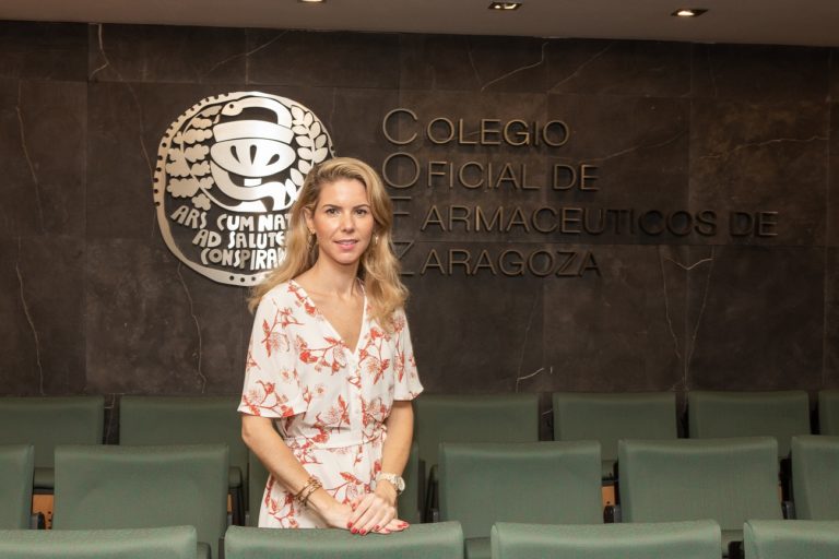 La farmacéutica aragonesa Virginia Barrau recibe el premio Admirable 2022
