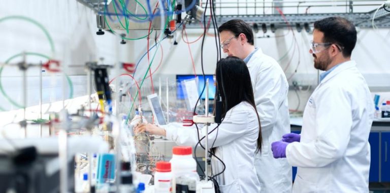 El Gobierno de Aragón lanza la primera convocatoria de ayudas para incentivar la movilidad de los investigadores predoctorales