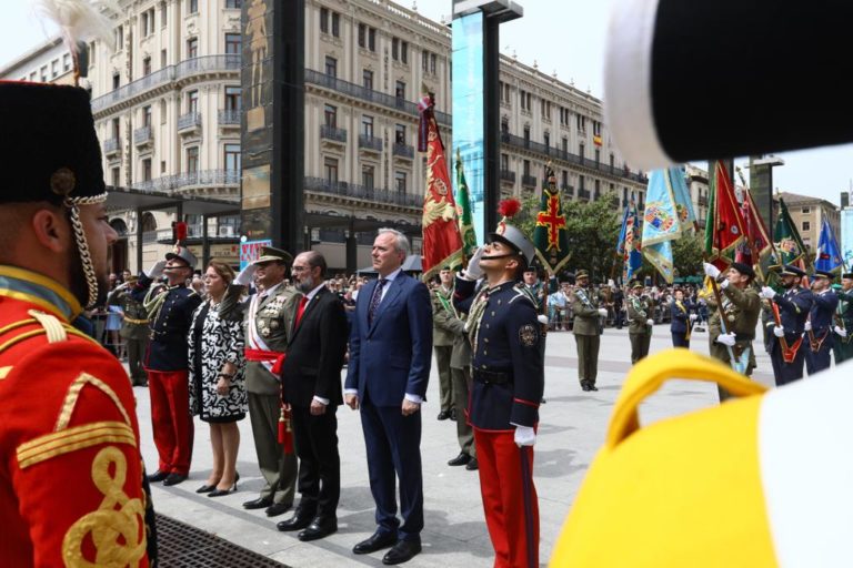 Zaragoza se convierte en escenario de la Jura de Bandera para personal civil