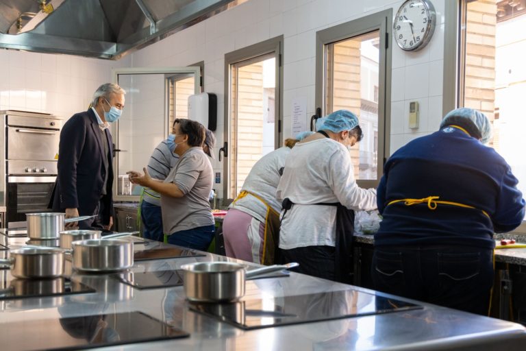 40 personas sin hogar de Zaragoza han participado en los talleres ocupacionales del Plan municipal de Primera Oportunidad y 16 han conseguido empleo
