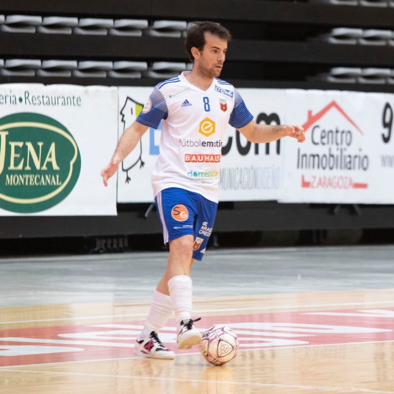 Richi Felipe seguirá en el Fútbol Emotion Zaragoza