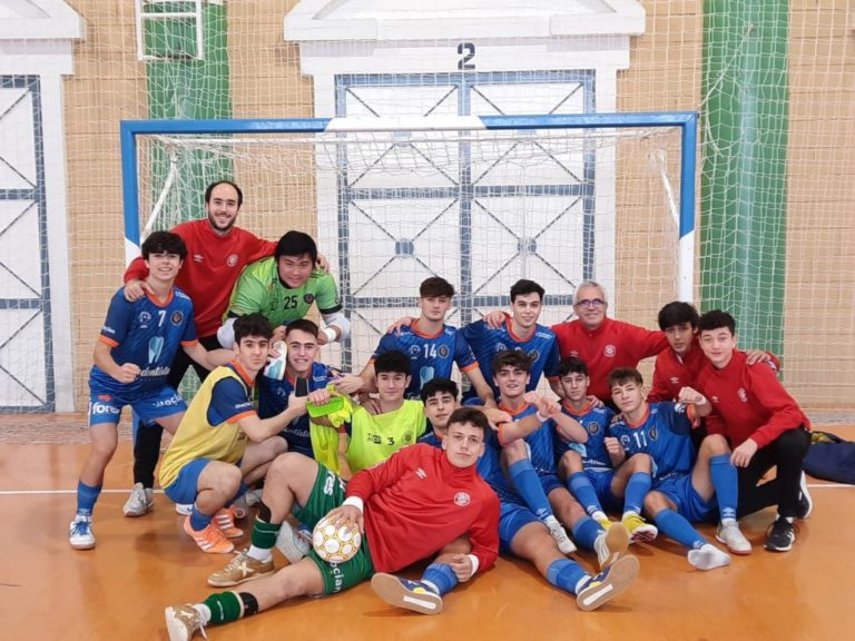 Javier Abril: «Supone el premio al esfuerzo y a una temporada increíble»