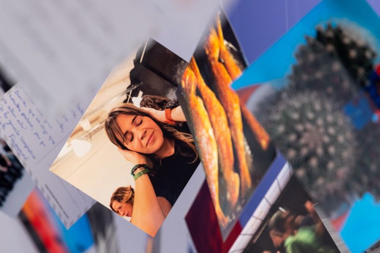 El derecho a la salud de las mujeres protagoniza la nueva exposición de la sala Juana Francés
