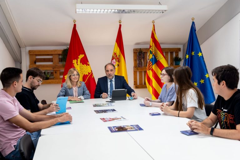 El programa Primera Experiencia Profesional incorpora a cinco graduados de alta cualificación para proyectos de sostenibilidad e innovación