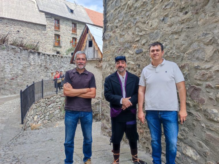 El presidente de CHA Joaquín Palacín participa en San Chuan de Plan del Diya de la cultura Chistabina