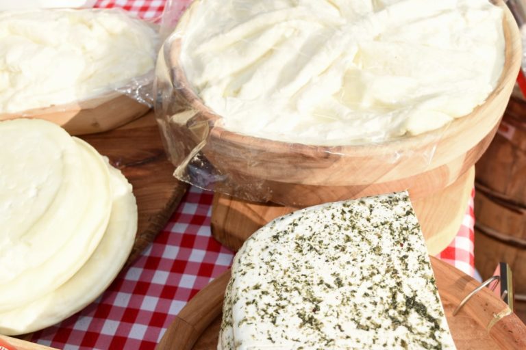 Se inicia el pago de 159,3 millones de euros en ayudas a los productores de leche