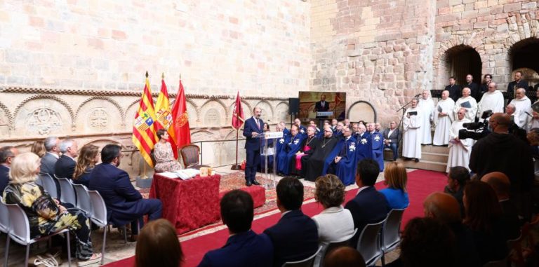 Los presidentes de Aragón y Navarra presiden la ceremonia de homenaje a los a los Reyes de Aragón y Pamplona en San Juan de la Peña