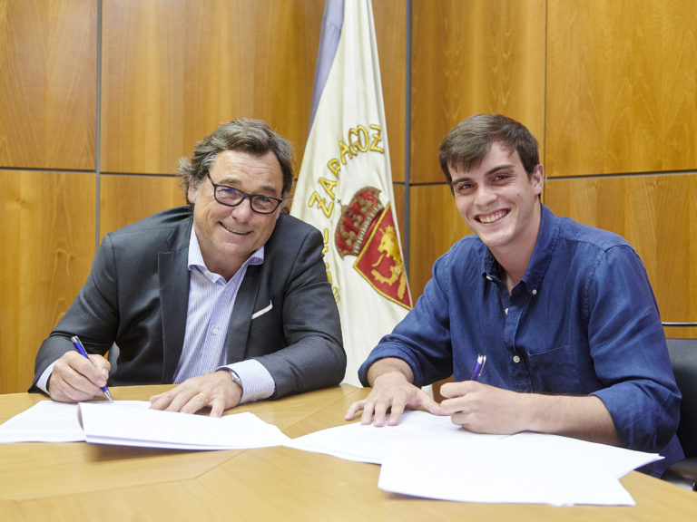 Francho renueva hasta 2025