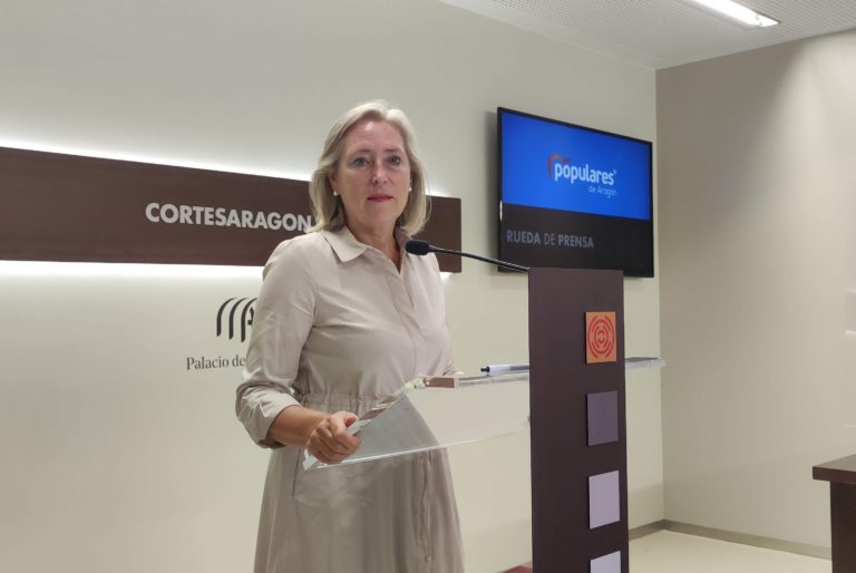 Cortés (PP) exige al consejero Faci “ambición y valentía” para negociar el presupuesto de Educación