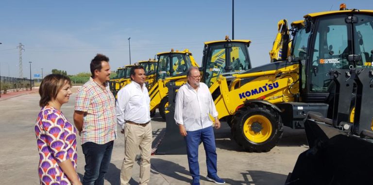 Renovación de 10 retrocargadoras para los parques de maquinaria de brigadas