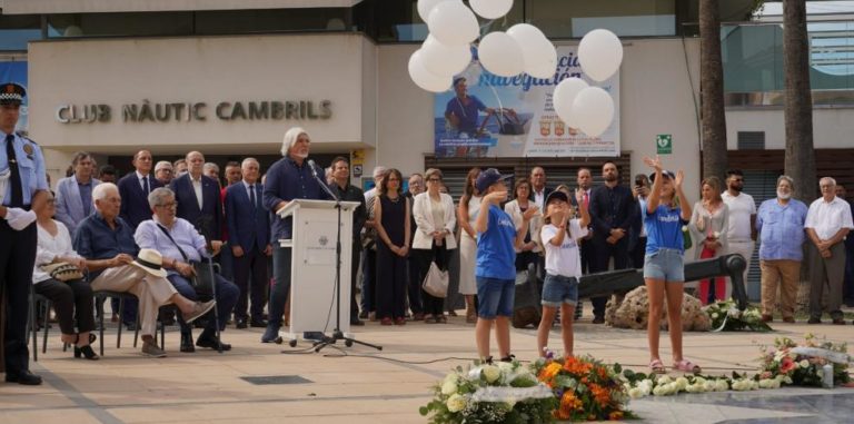 Cambrils homenajea a las víctimas del atentado ocurrido hace cinco años