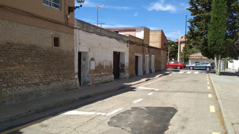 Arrancan las obras de renovación del Camino de los Muros en el barrio de La Cartuja