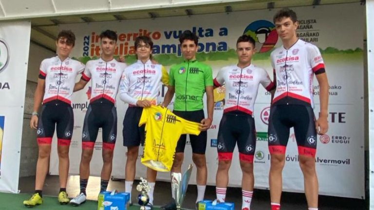 La Escuela Ciclista Zaragoza, protagonista de la Vuelta Ciclista Pamplona