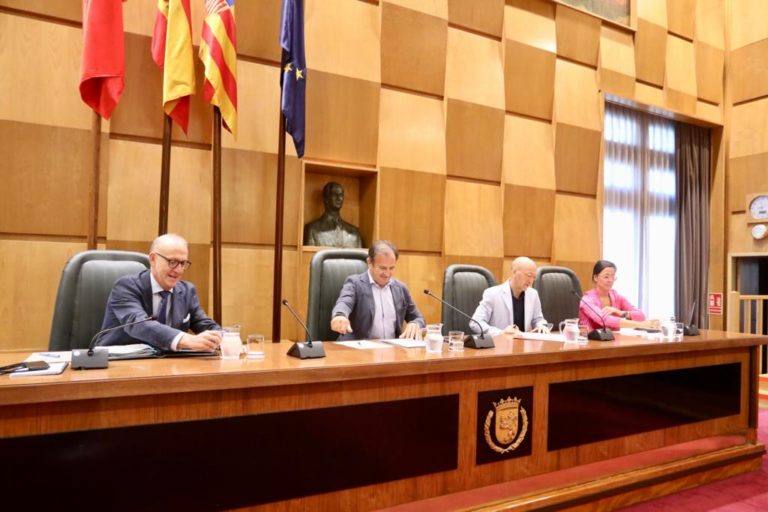 El Gobierno de Zaragoza se compromete con la atracción de inversiones, la colaboración institucional, la apuesta por el deporte y el refuerzo de la seguridad