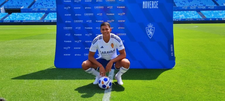Santiago Mouriño, en su presentación: «Me convenció el proyecto y creo que me va a ayudar mucho en mi progresión»