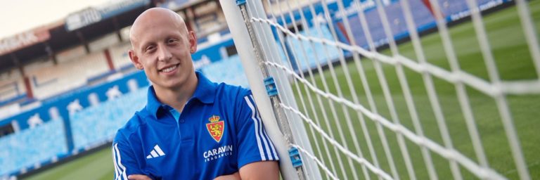 Mollejo presentado oficialmente como jugador del Real Zaragoza