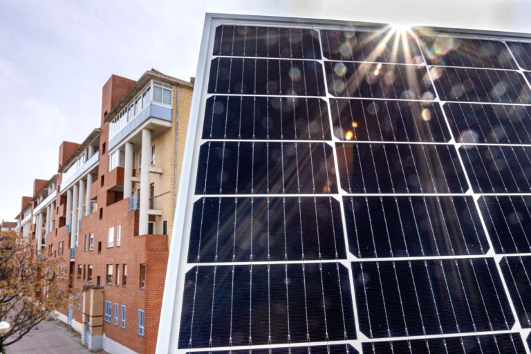 El Gobierno de Aragón acepta la tercera ampliación de fondos para el fomento del autoconsumo eléctrico, pero lamenta la falta de simplificación en la tramitación