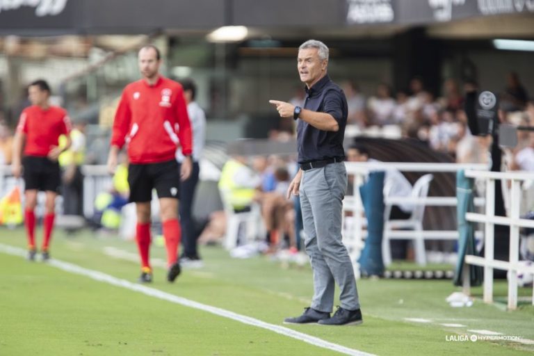 El Real Zaragoza continúa líder en solitario y mantiene la distancia con sus perseguidores