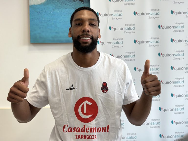 Jahlil Okafor pasó reconocimiento médico y ya se entrena con el resto de sus compañeros