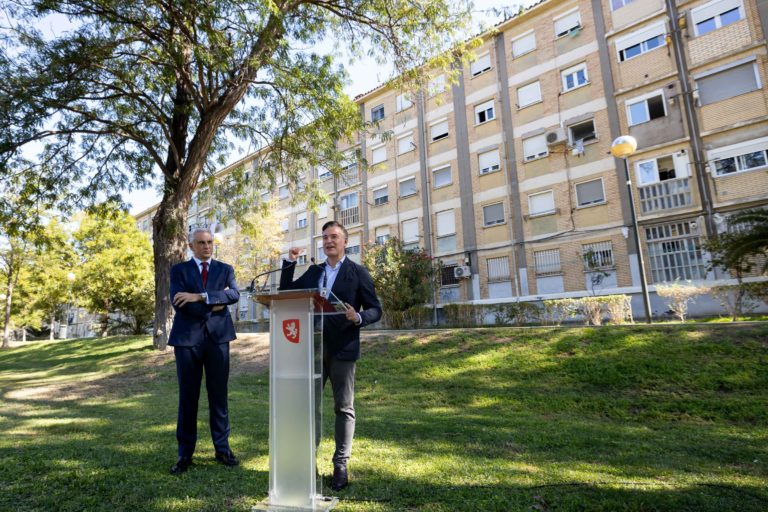 Zaragoza concede 29 licencias en 2024 para reconvertir locales vacíos en viviendas