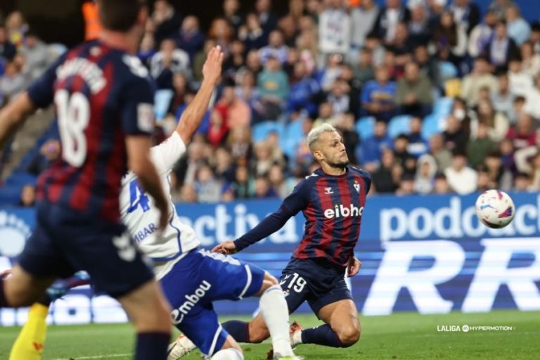 El Real Zaragoza encajó tres goles en contra por primera vez en el curso 23/24