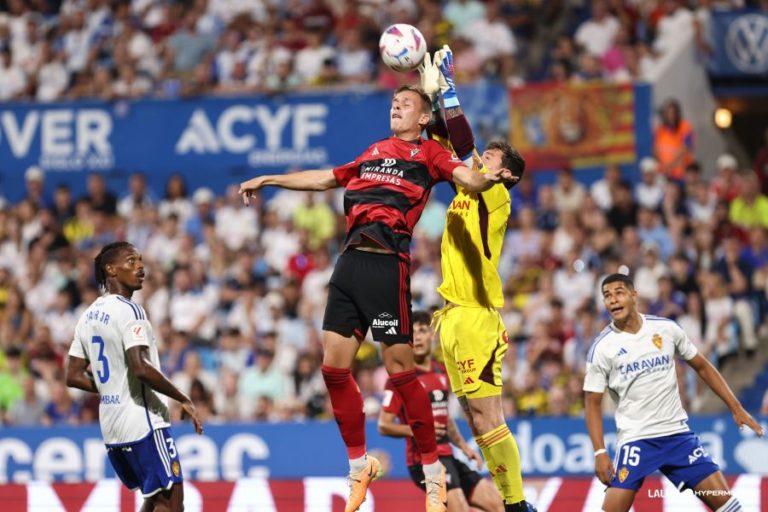 El Real Zaragoza llegará esta tarde-noche a Andorra para concentrarse de cara al partido del jueves