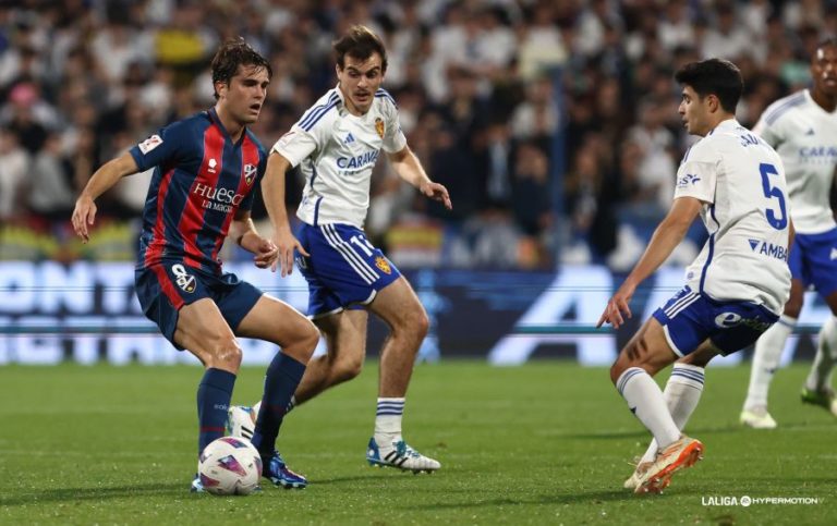 El Real Zaragoza no gana en La Romareda desde el 3 de septiembre con tres derrotas y dos empates
