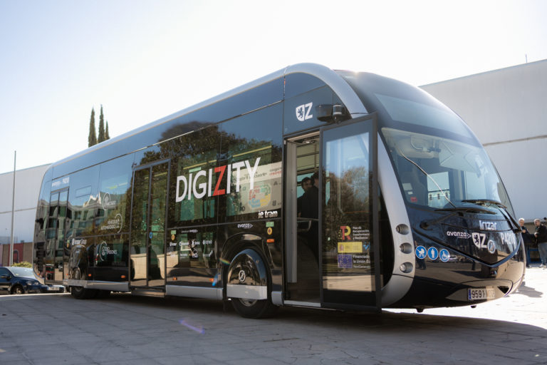 La segunda fase de Digizity probará en Zaragoza un bus eléctrico sin conductor