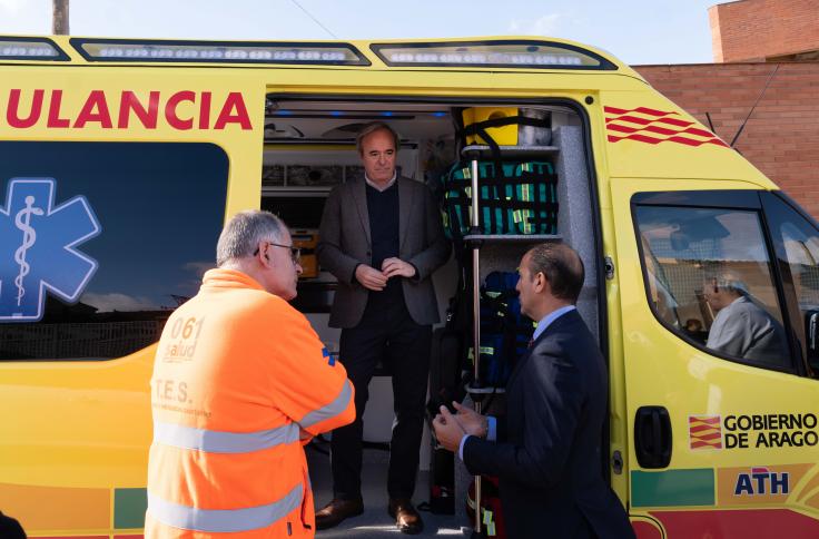 El Gobierno de Azcón restablece el transporte sanitario urgente las 24 horas del día, revirtiendo los recortes decretados por el PSOE