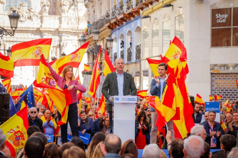 Las concentraciones del PP llenan las calles contra la amnistía