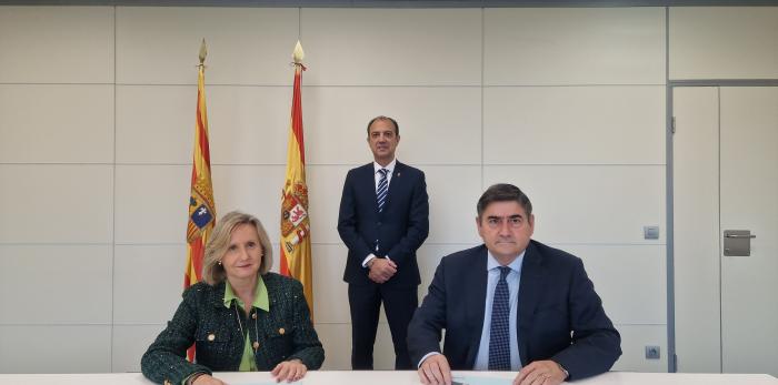 El Salud y Ambulancias Tenorio firman la modificación del contrato del transporte sanitario urgente