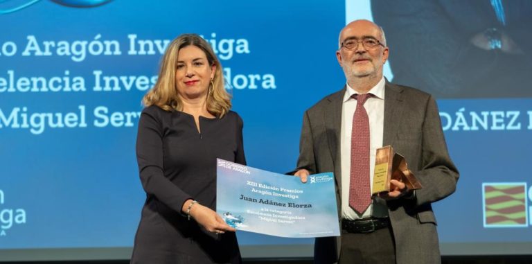 Los investigadores Juan Adánez y Alberto Concellón y el BIFI, premios Aragón Investiga a la Excelencia, Jóvenes y Entidades