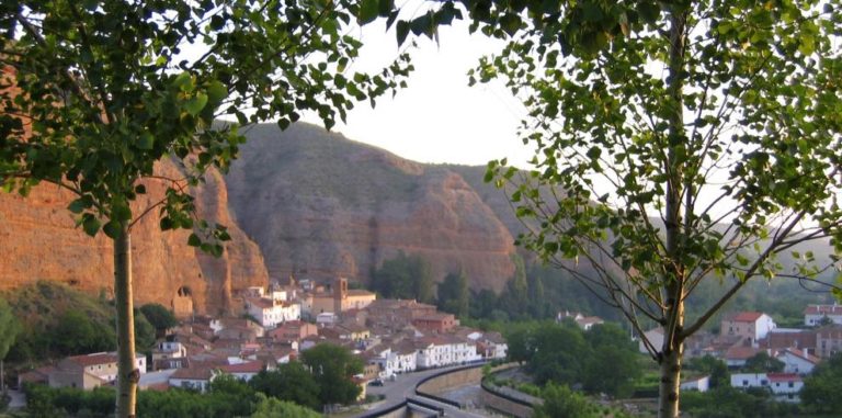 Los Fayos ya dispone nuevamente de agua apta para el consumo