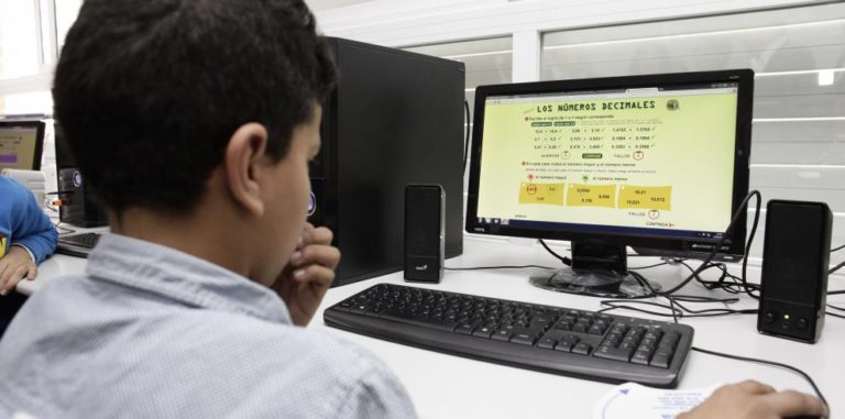 Educación anima a los centros educativos aragoneses a participar en ‘La hora del código’