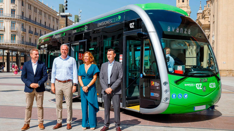 El sindicato CUT denuncia que la falta de visibilidad de los autobuses eléctricos Irizar han provocado tres atropellos en Zaragoza