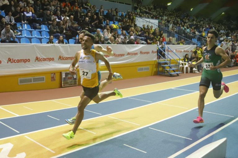 Mario López y Abdelkader Al Gham ganan las dos pruebas reina del Trofeo Ibercaja-Ciudad de Zaragoza de Atletismo