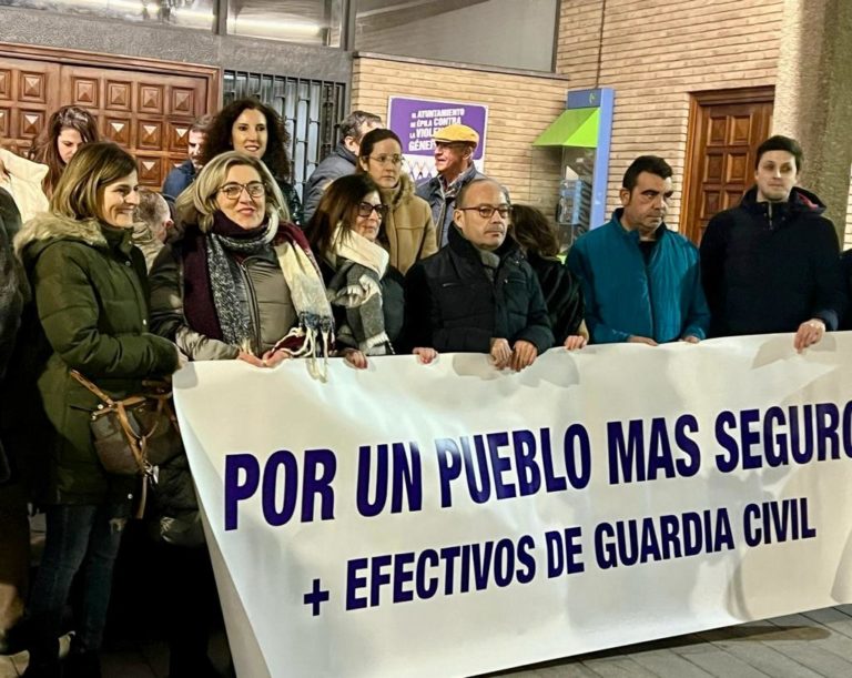 El PP de Épila sale a la calle