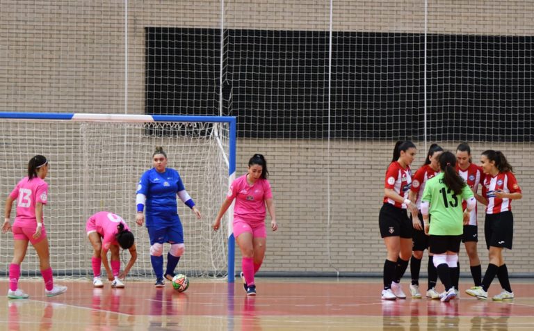Sala Zaragoza sufre una goleada en el Siglo XXI ante el Penya Esplugues (1-7)